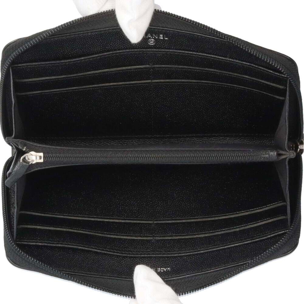 CHANEL Authentic Black Leather Wallet - Picture 5 of 7